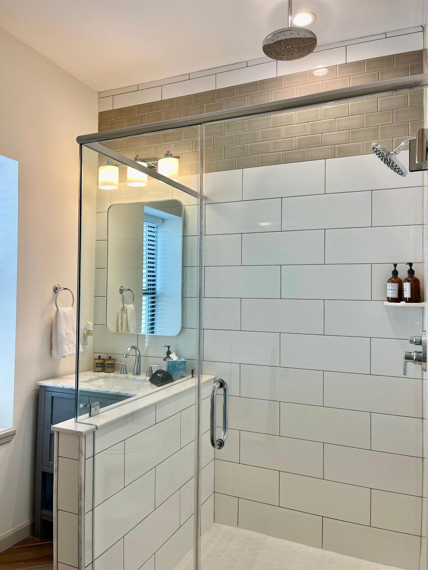 Modern Fully Renovated Suite & Loft In Downtown Трентон Екстер'єр фото